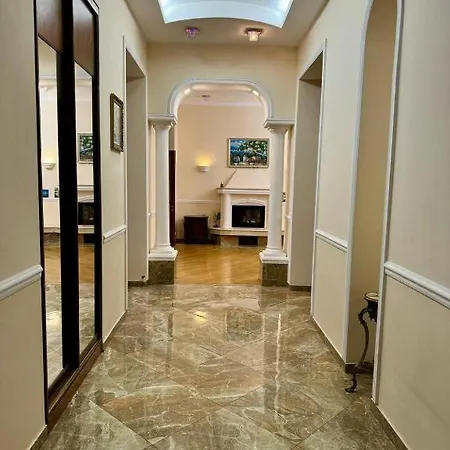 Boomerang Apartment
