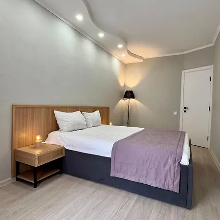 Boomerang Apartment